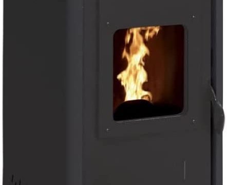 Pelletofen mit 15-kg-Vorratsbehälter – passivhausgeeignet, WiFi